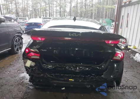 2022 Kia K5 Lxs z USA, uszkodzony, nr VIN 5XXG14J28NG151399